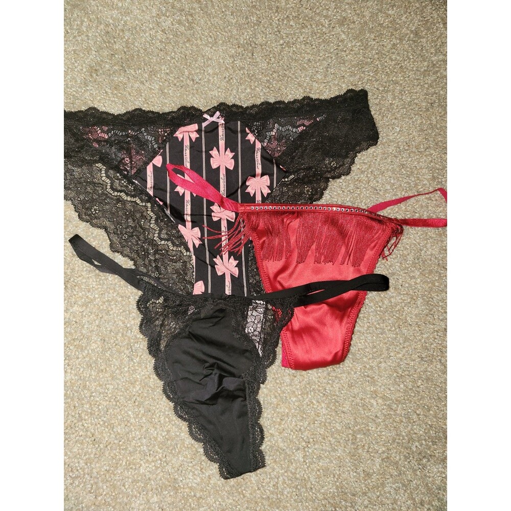 Victorias Secret VS PANTY BUNDLE  NEW Large